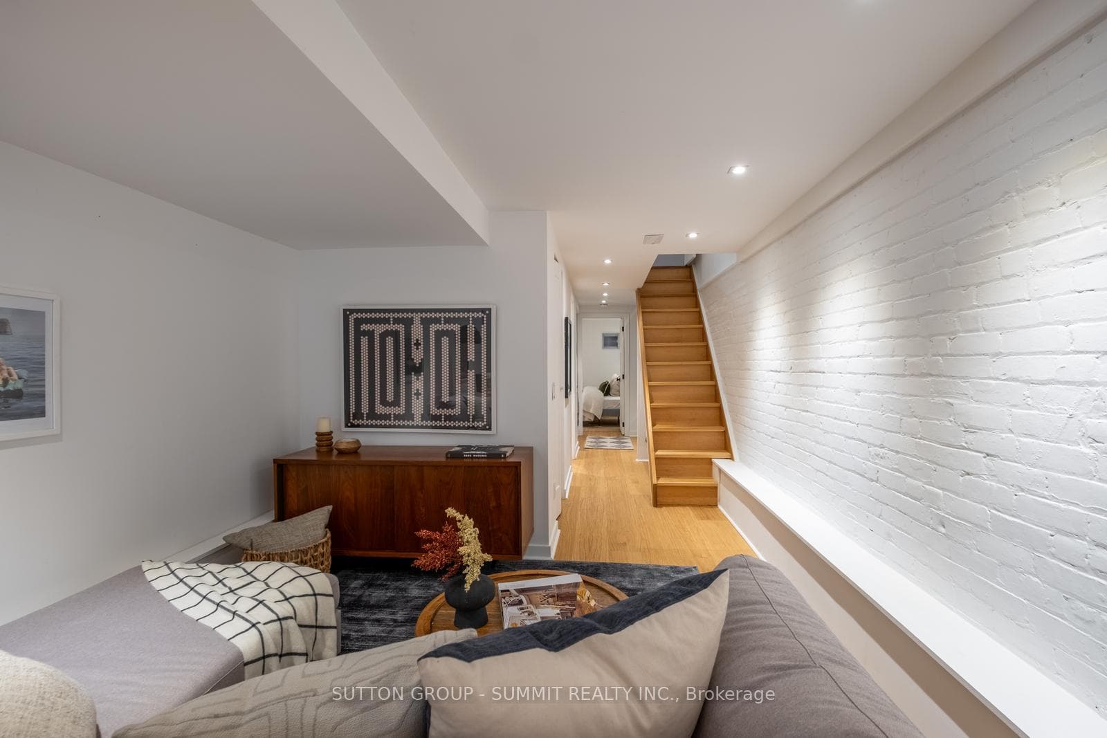 63 1/2 Frizzell Avenue photo 36