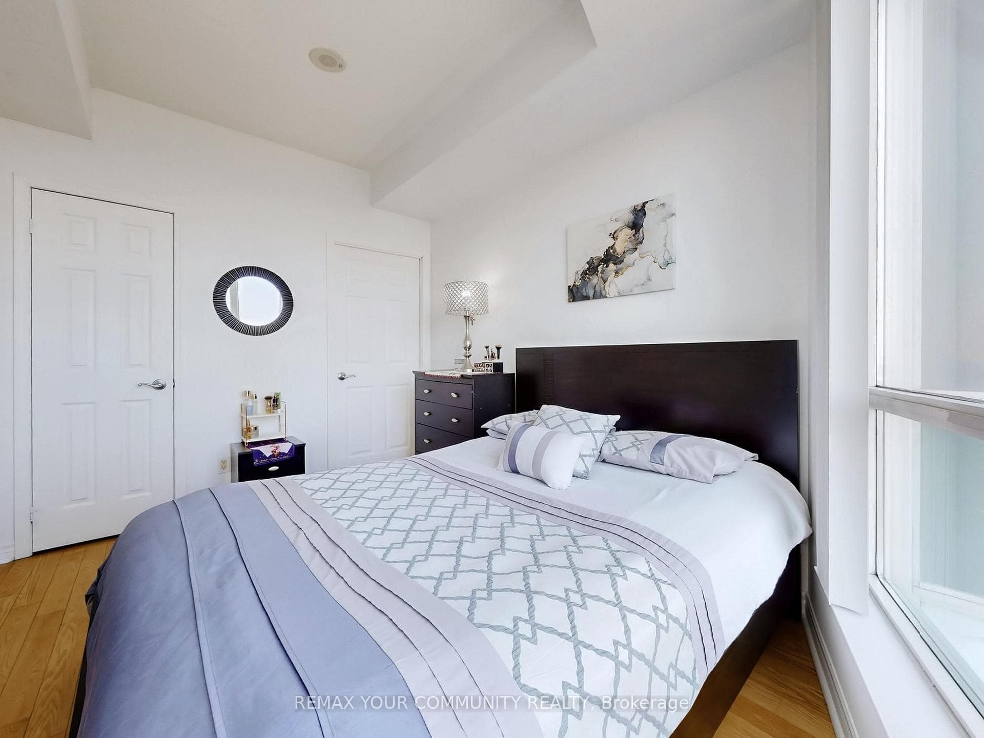 18 Holmes Avenue Unit 2612 photo 21