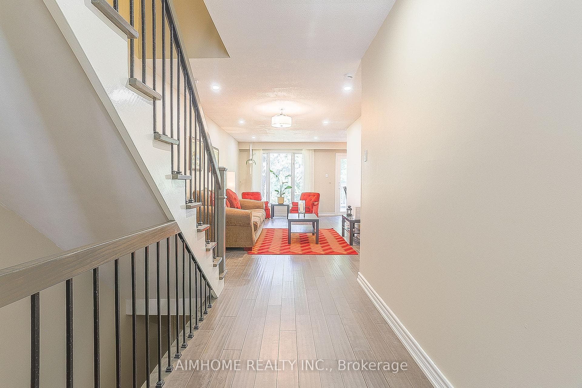 2124 Millway Gate photo 3