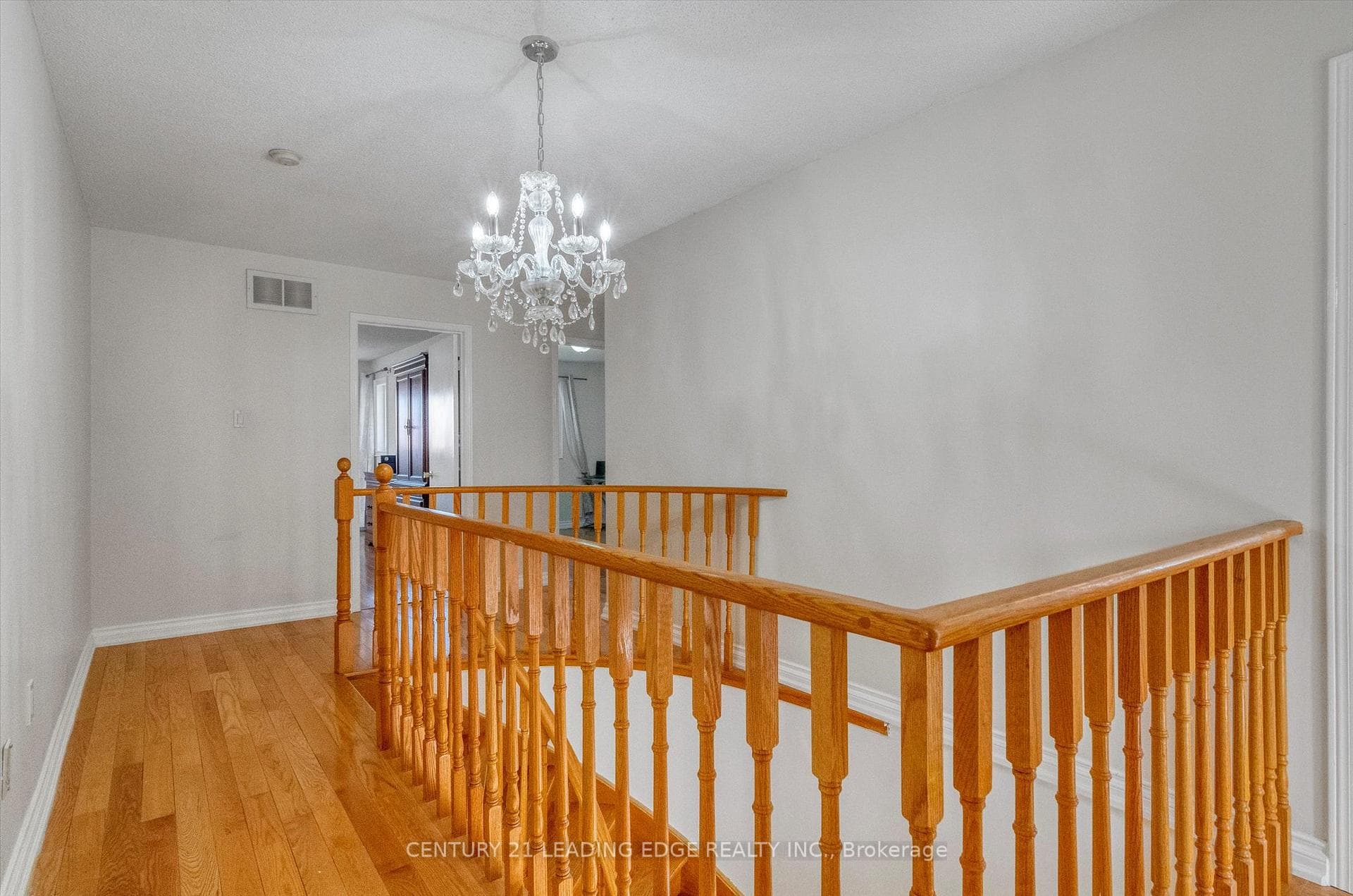 28 Macdermott Drive photo 18
