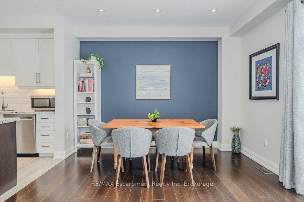 53 Frasson Drive photo 15