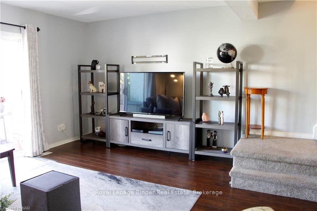 77 LINWELL Road Unit 65 photo 8