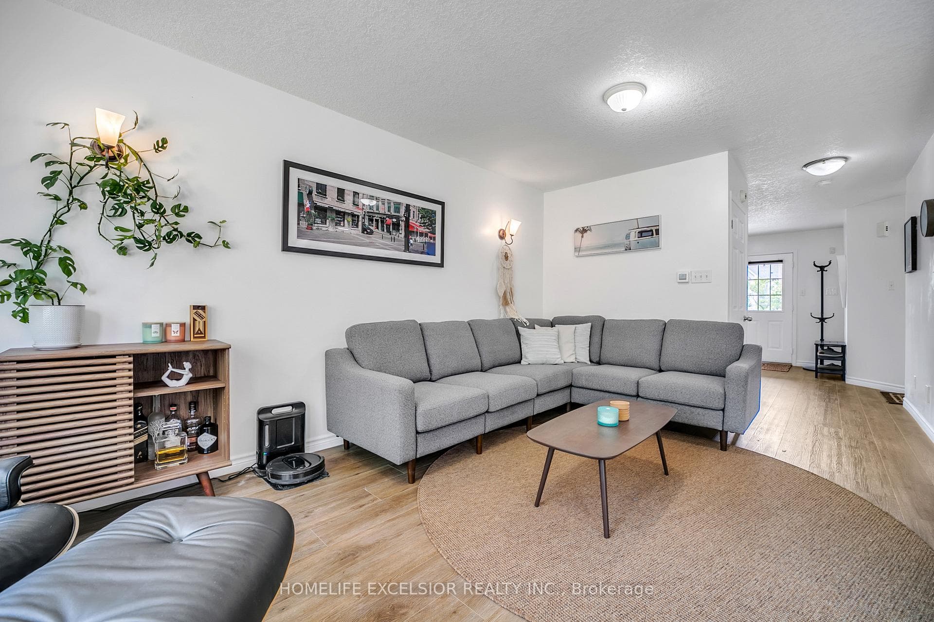 129 Windflower Drive photo 13