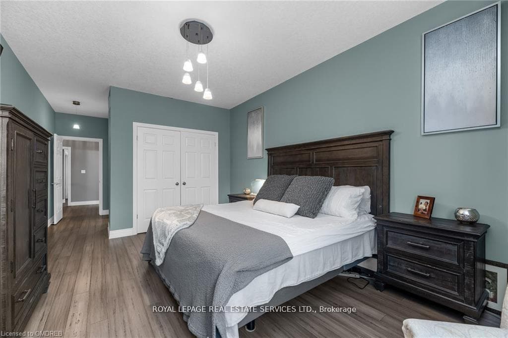 82 TWENTYPLACE Boulevard photo 17