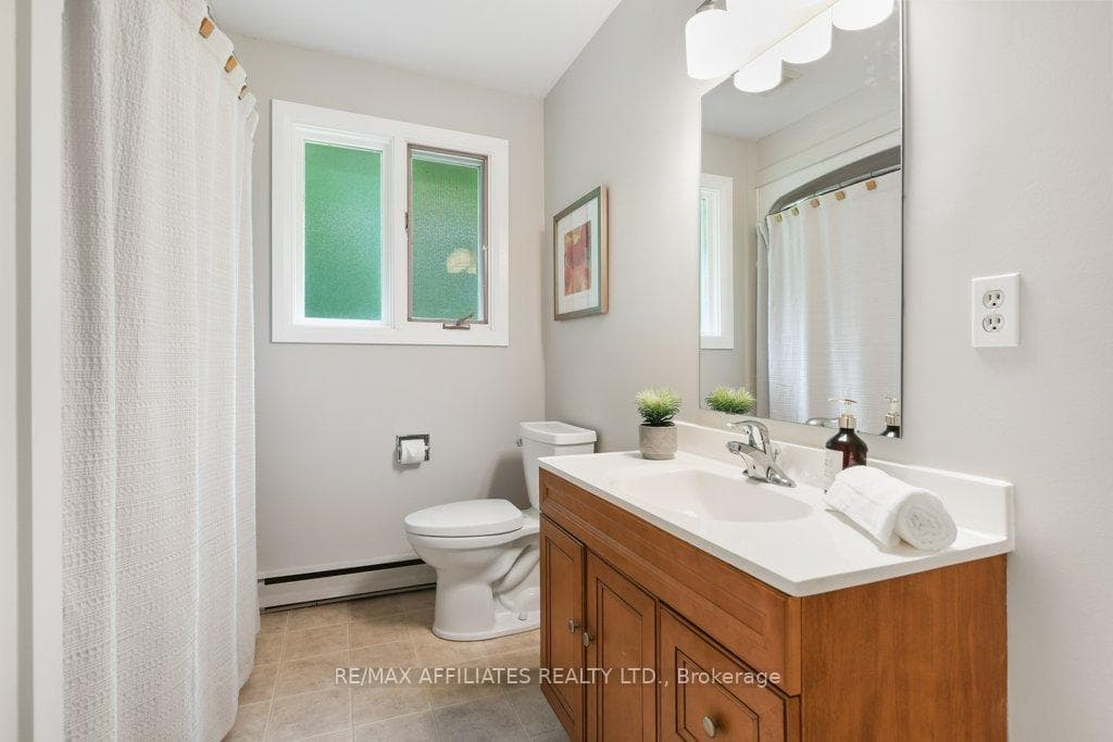 4 Piece main bath on main level.