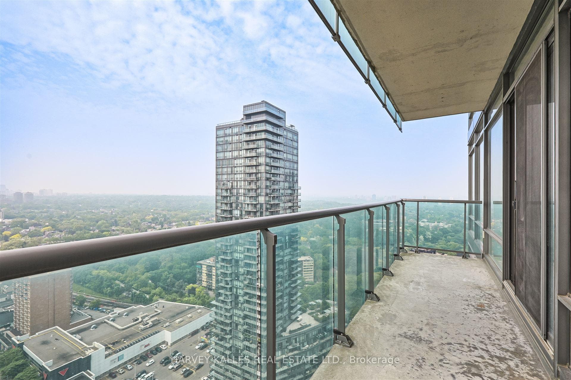 18 Yorkville Avenue Unit 2906 photo 16
