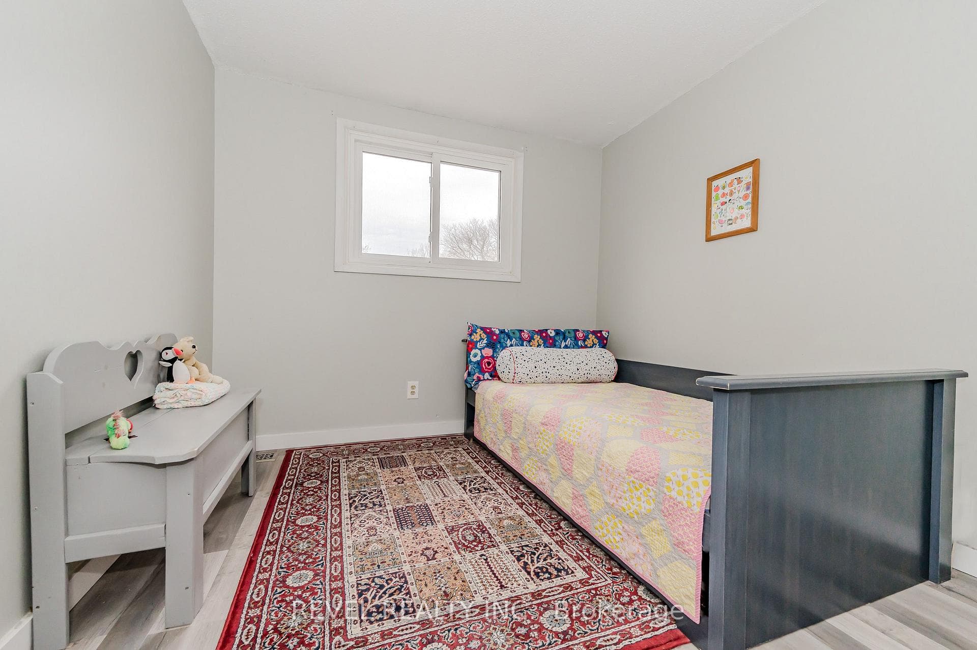 280 Thaler Avenue Unit 3 photo 39