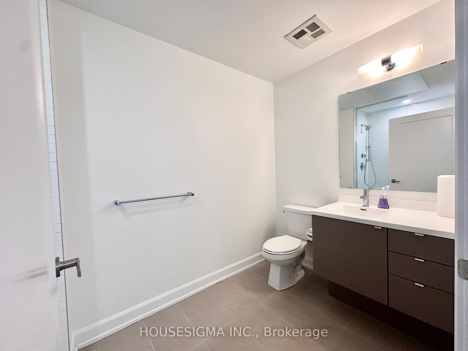 3220 William Coltson Avenue Unit 812 photo 7