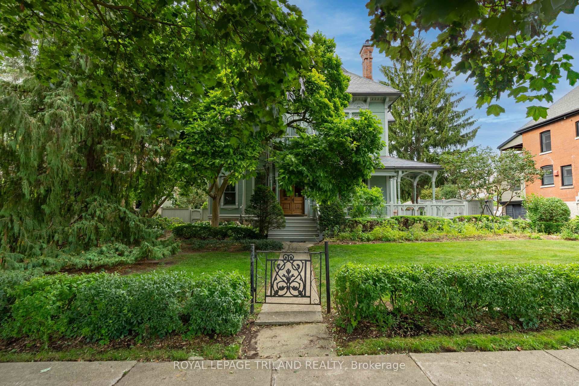 36 Grosvenor Street photo 2