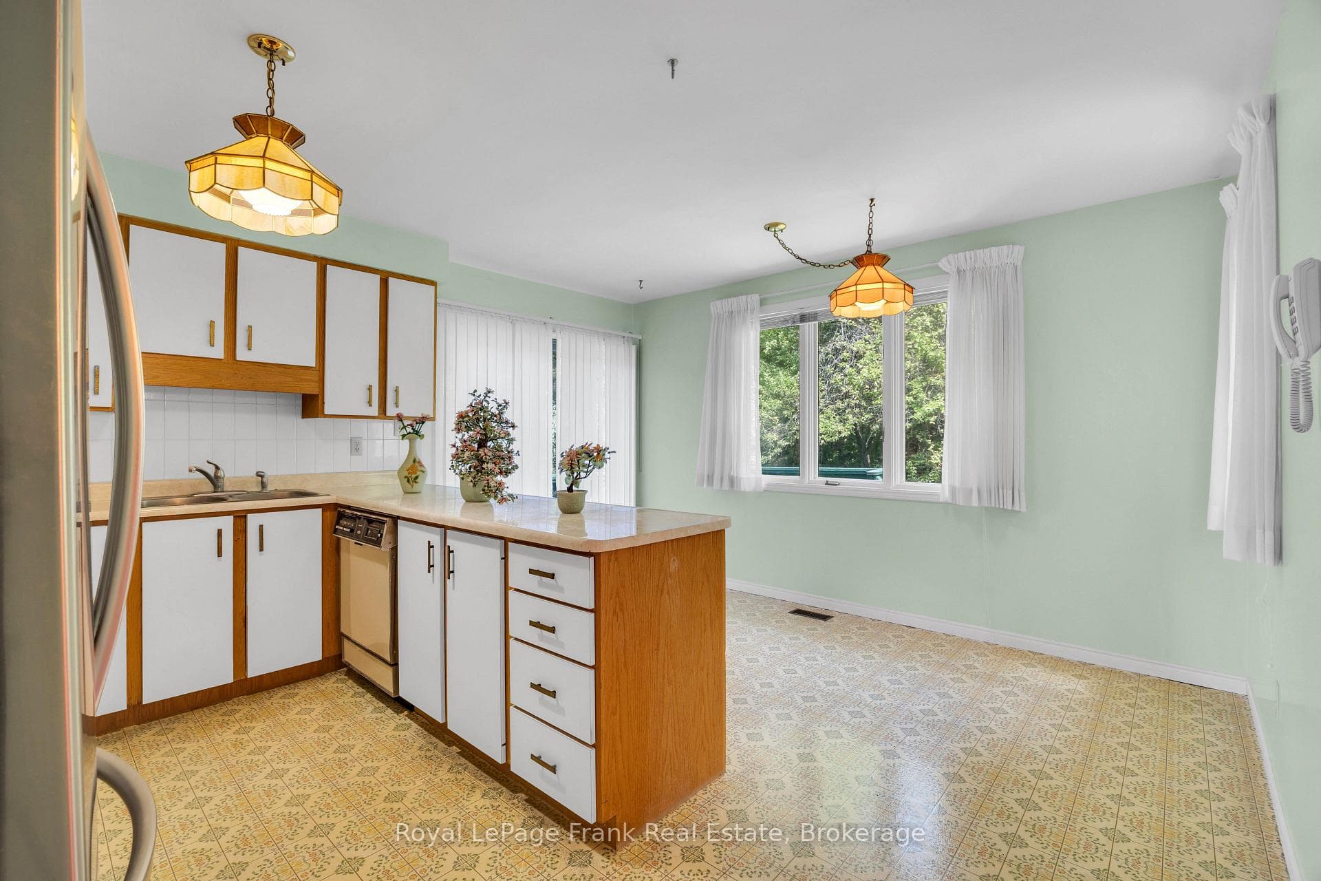 311 Cumberland Court photo 9