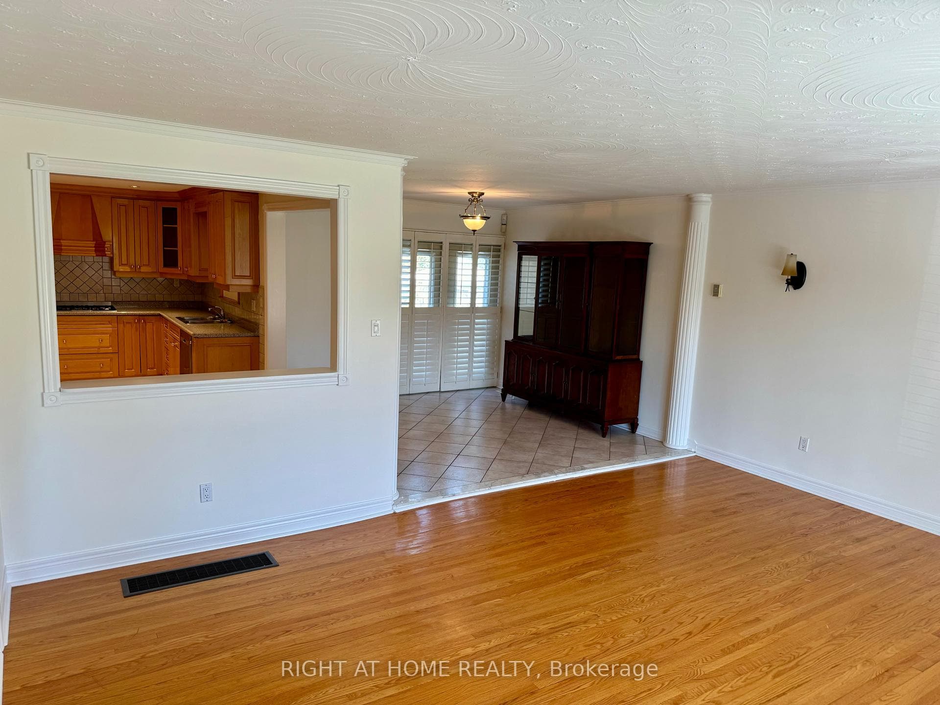 28 GORMAN PARK Road photo 7