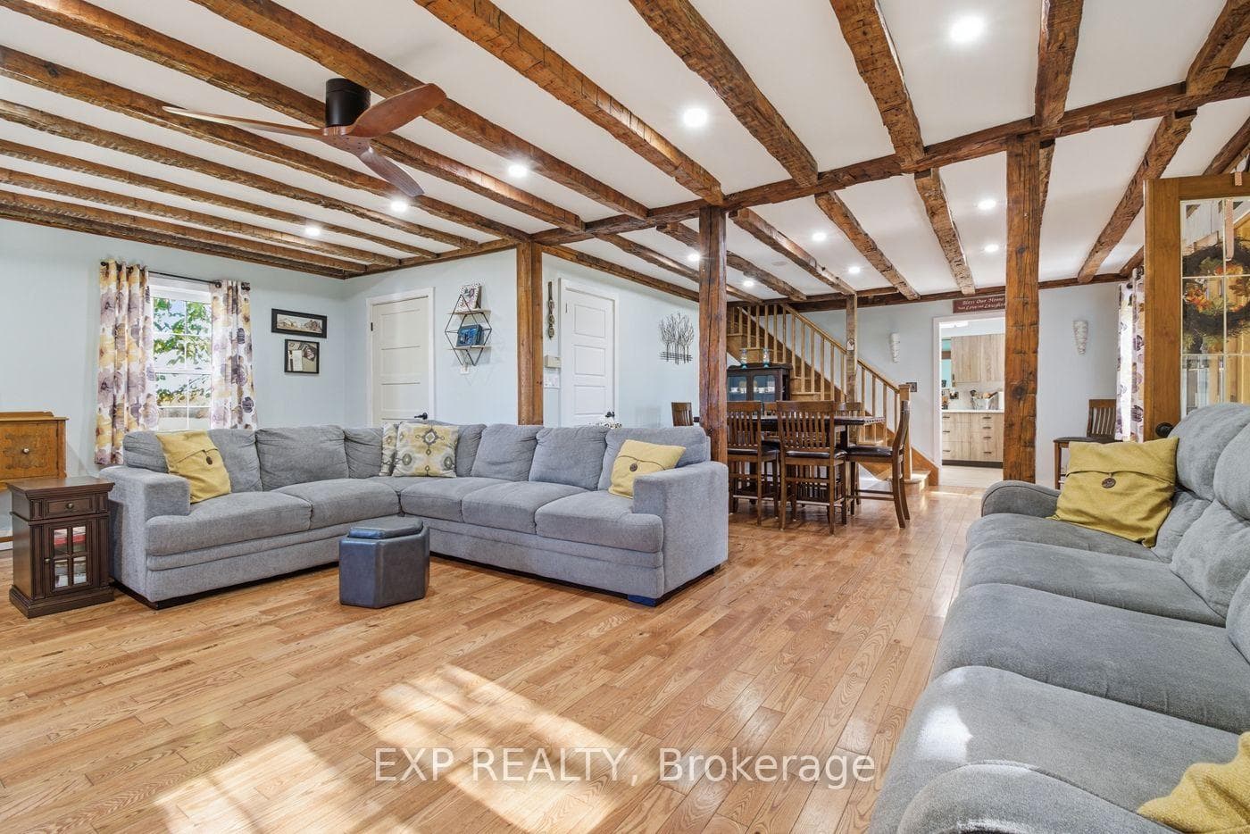 9043 Ridge Road photo 20
