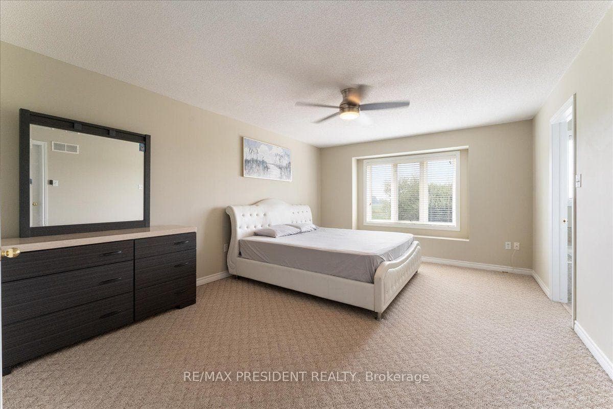 285 Southbrook Drive photo 25