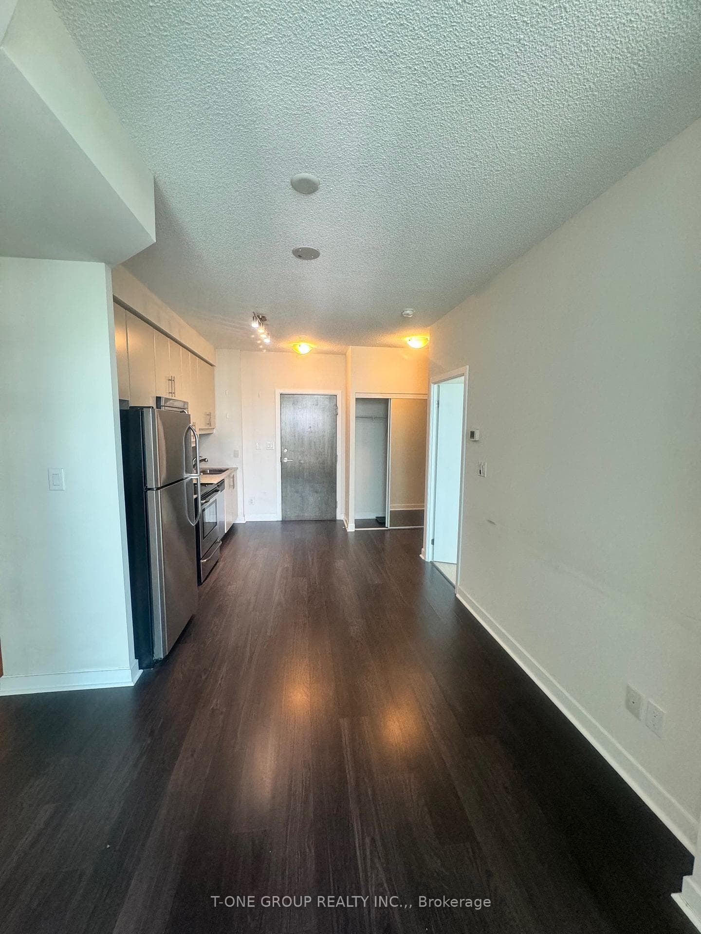 33 Bay Street Unit 3705 photo 3