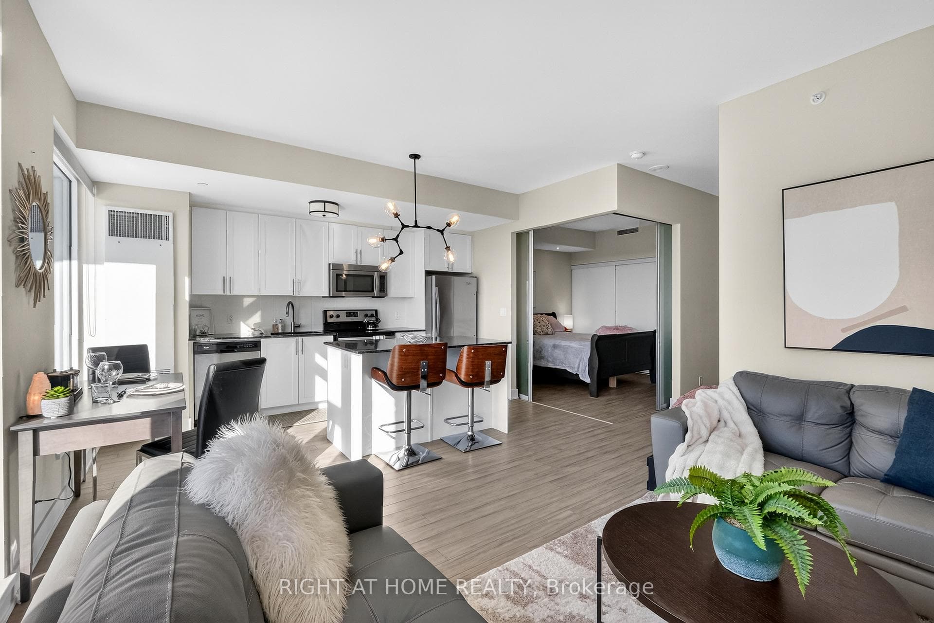 118 Holmwood Avenue Unit 806 photo 6