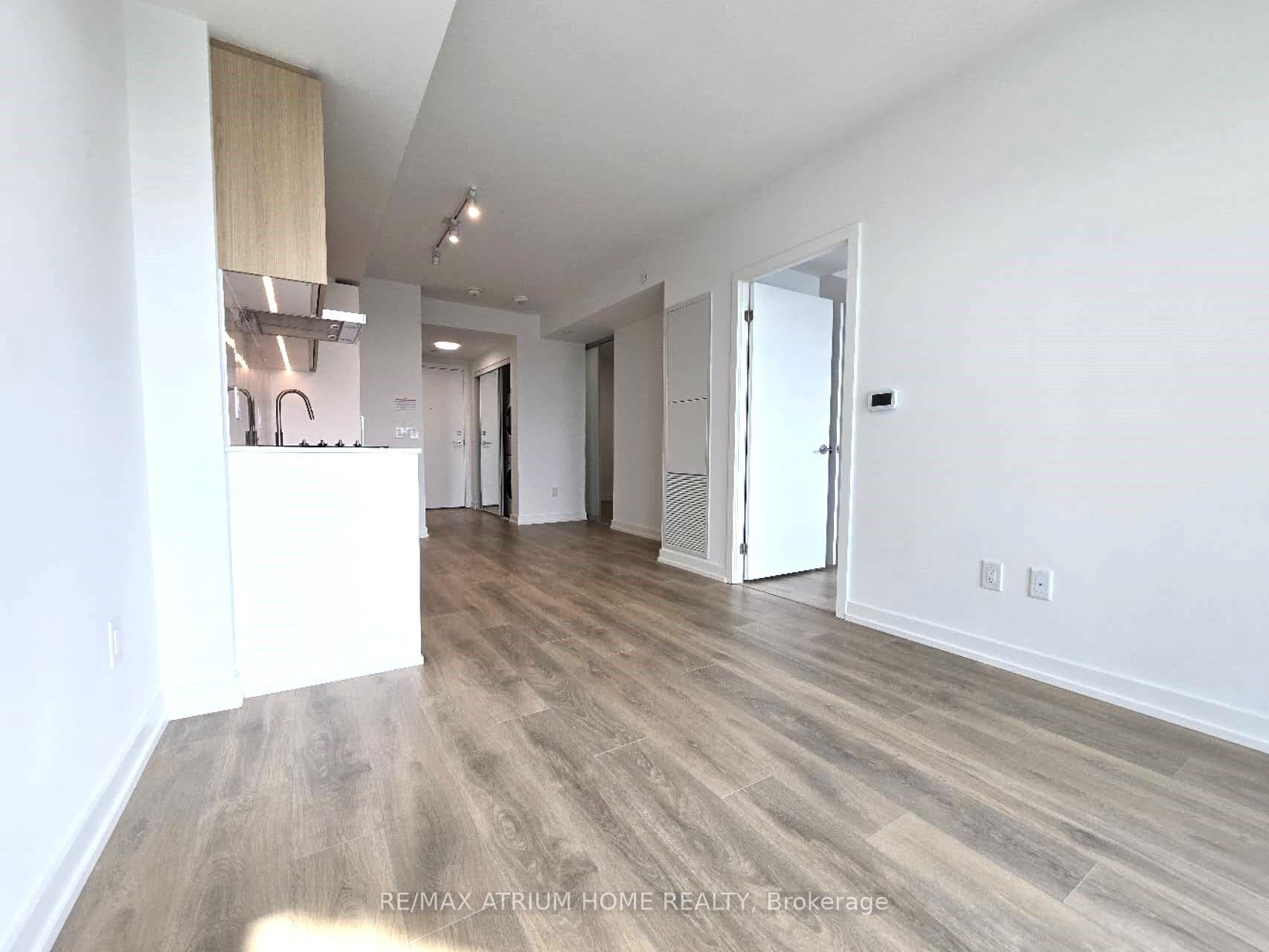 1100 Sheppard Avenue Unit 1216 photo 6