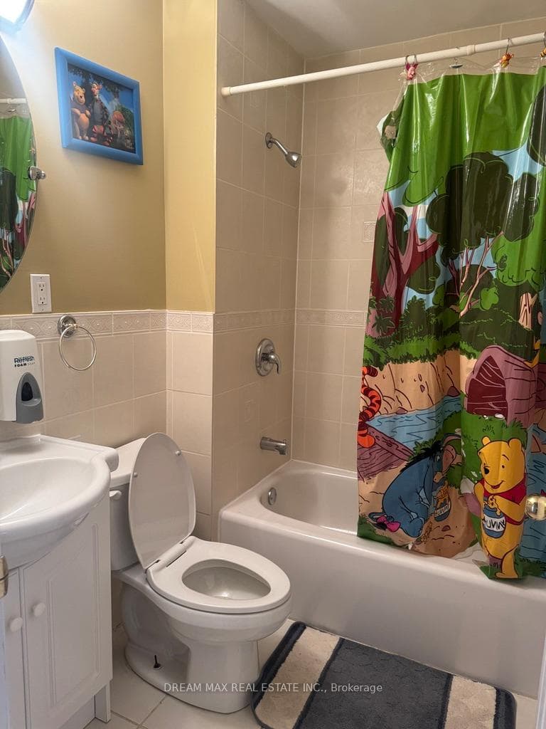 46 Bristol Avenue photo 14