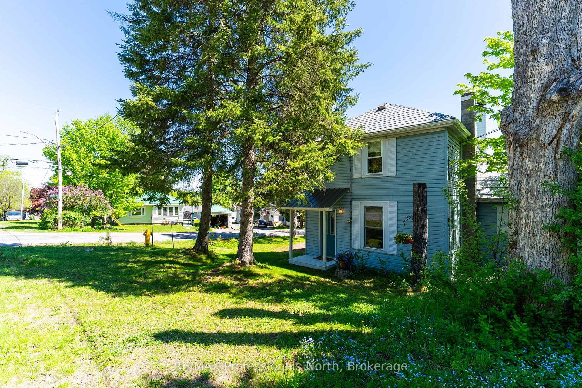 12 Tait Street photo 41
