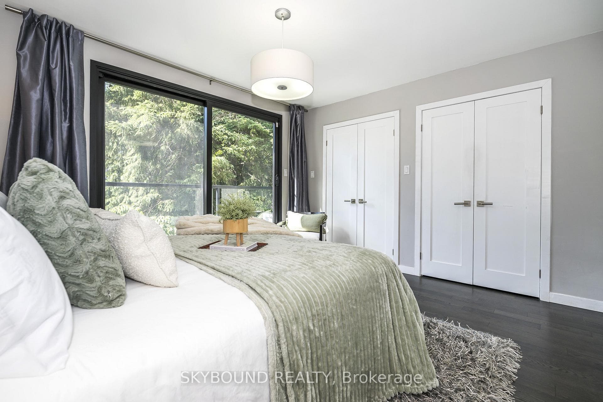 49 Victor Avenue photo 18