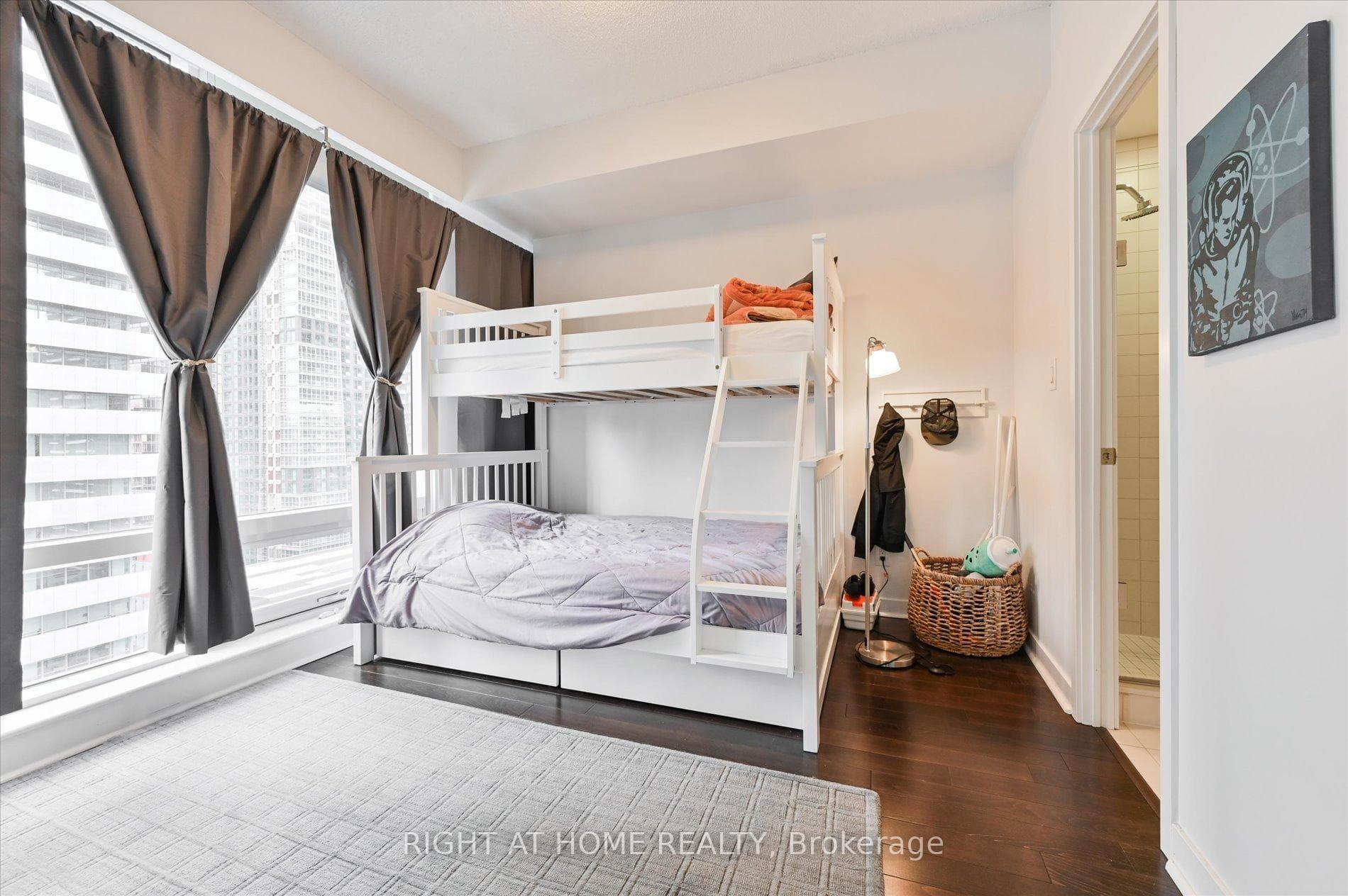 295 Adelaide Street Unit 2107 photo 24