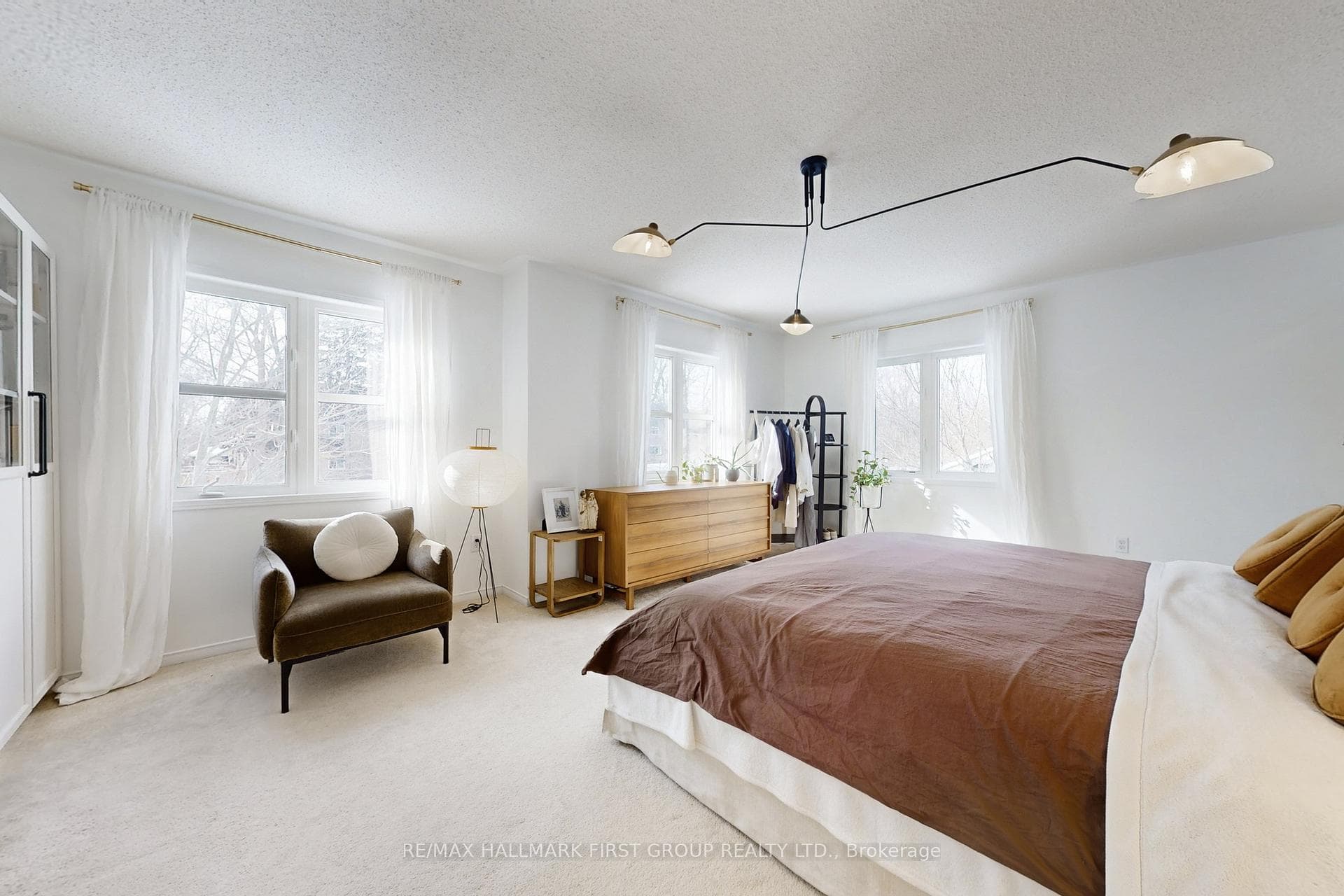 143 Hainford Street photo 21