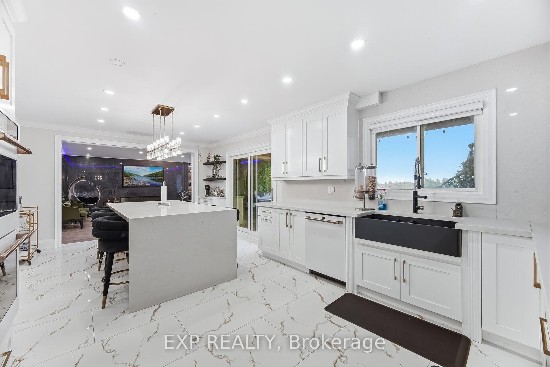 265 Wycliffe Avenue photo 6