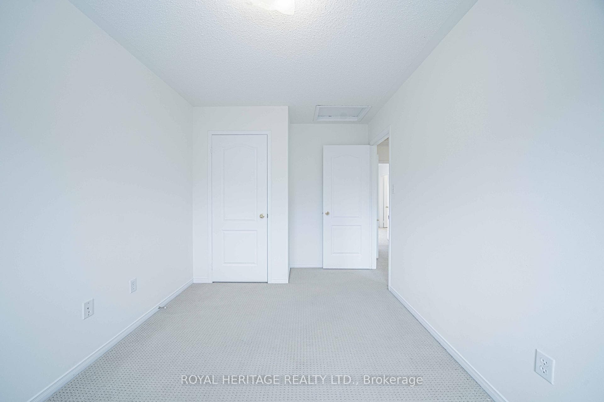 344 Castlemore Avenue photo 36
