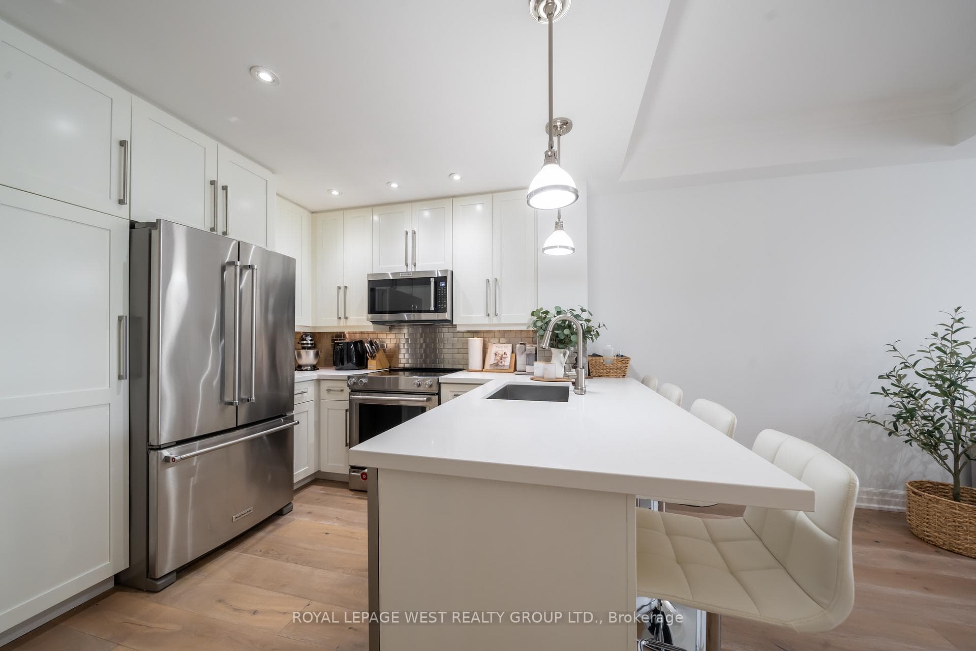 Quartz Counters