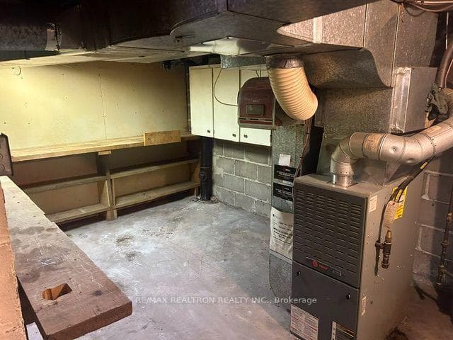 537 Glen Park Avenue photo 13