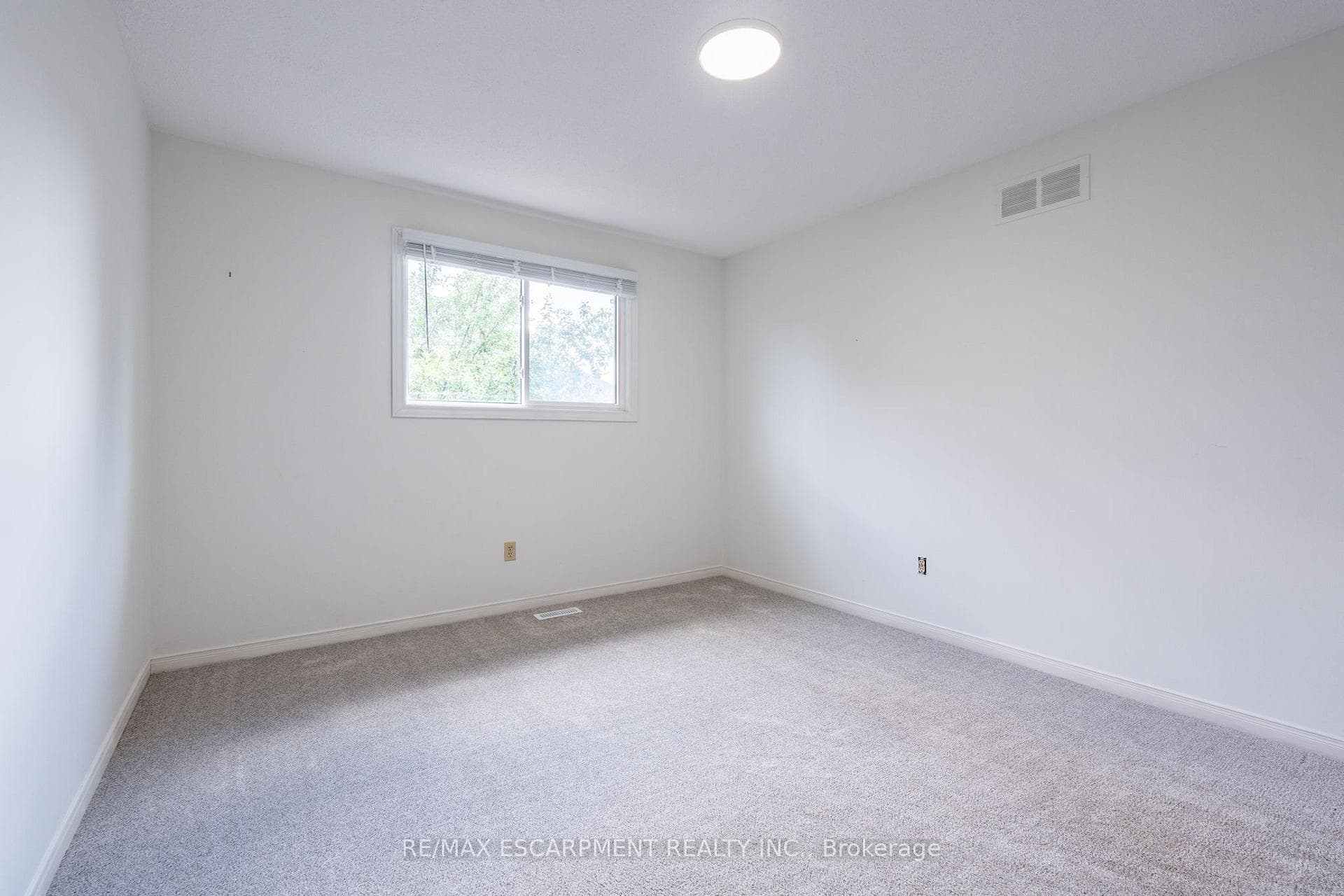 2221 Previn Court photo 19