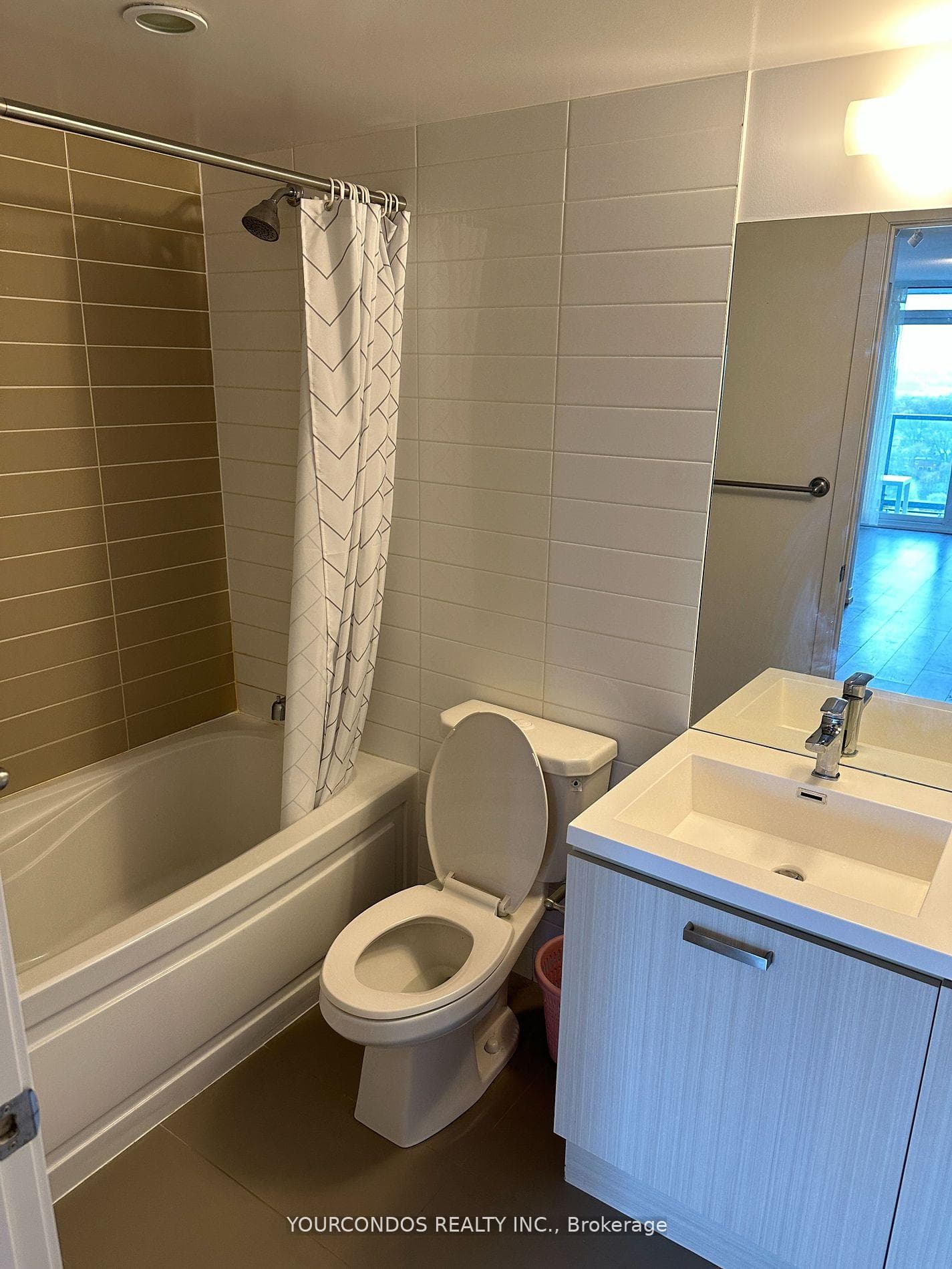125 Redpath Avenue Unit 1713 photo 8