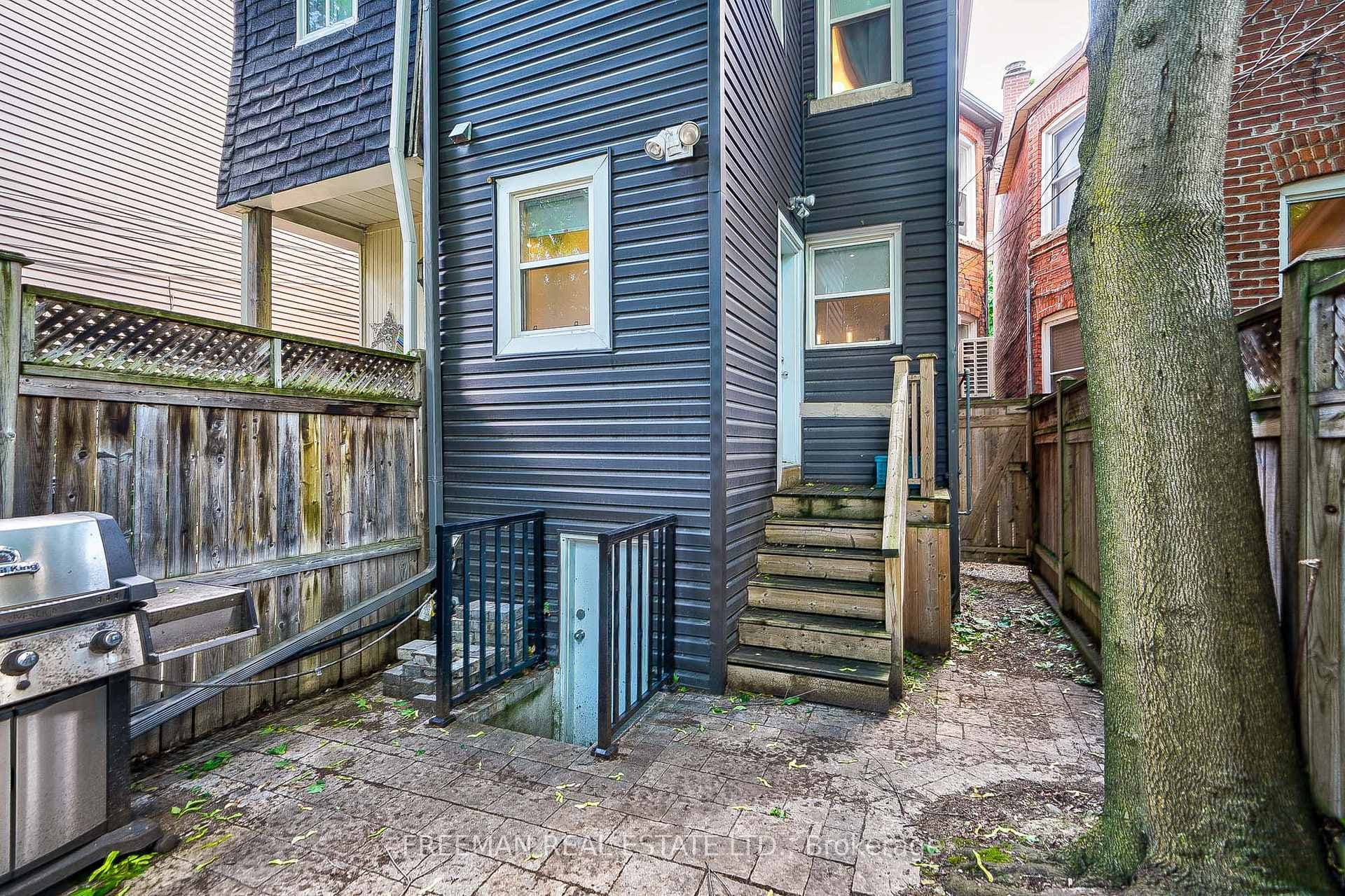 20 Greensides Avenue photo 23
