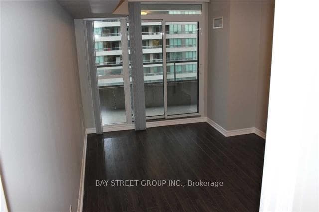 35 Hollywood Avenue Unit 917 photo 10