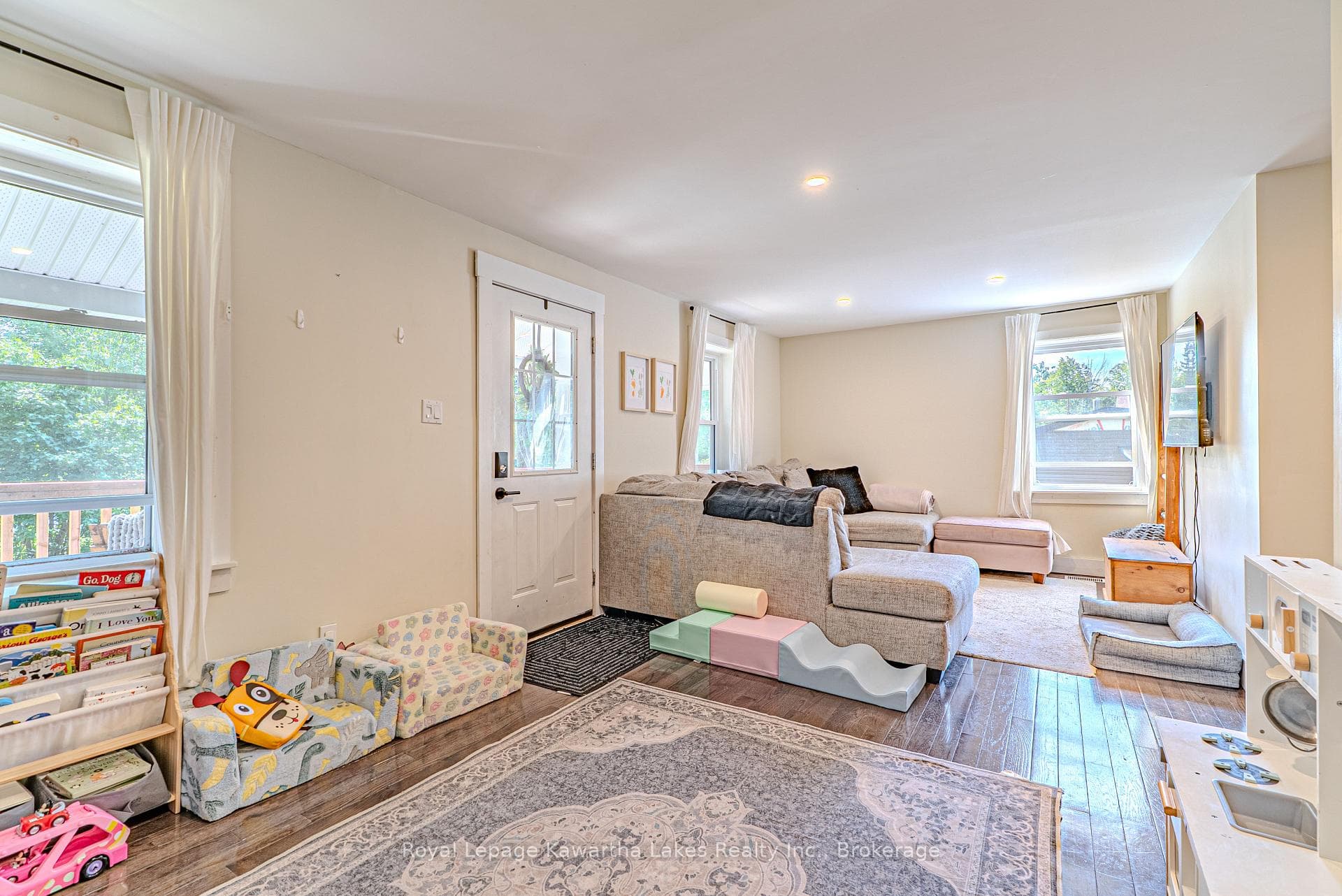 112 Echo Bay Road photo 13