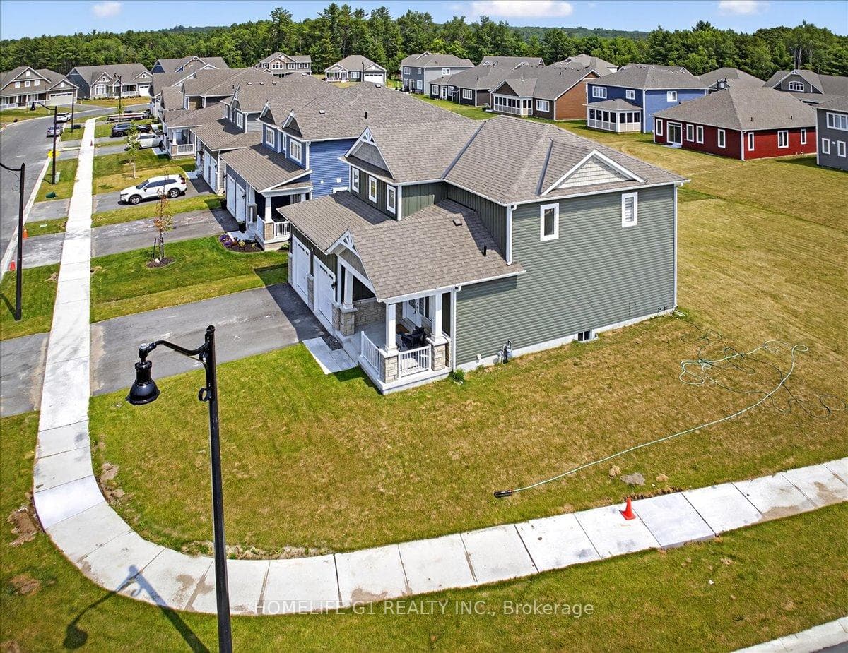 5 Dyer Crescent photo 42