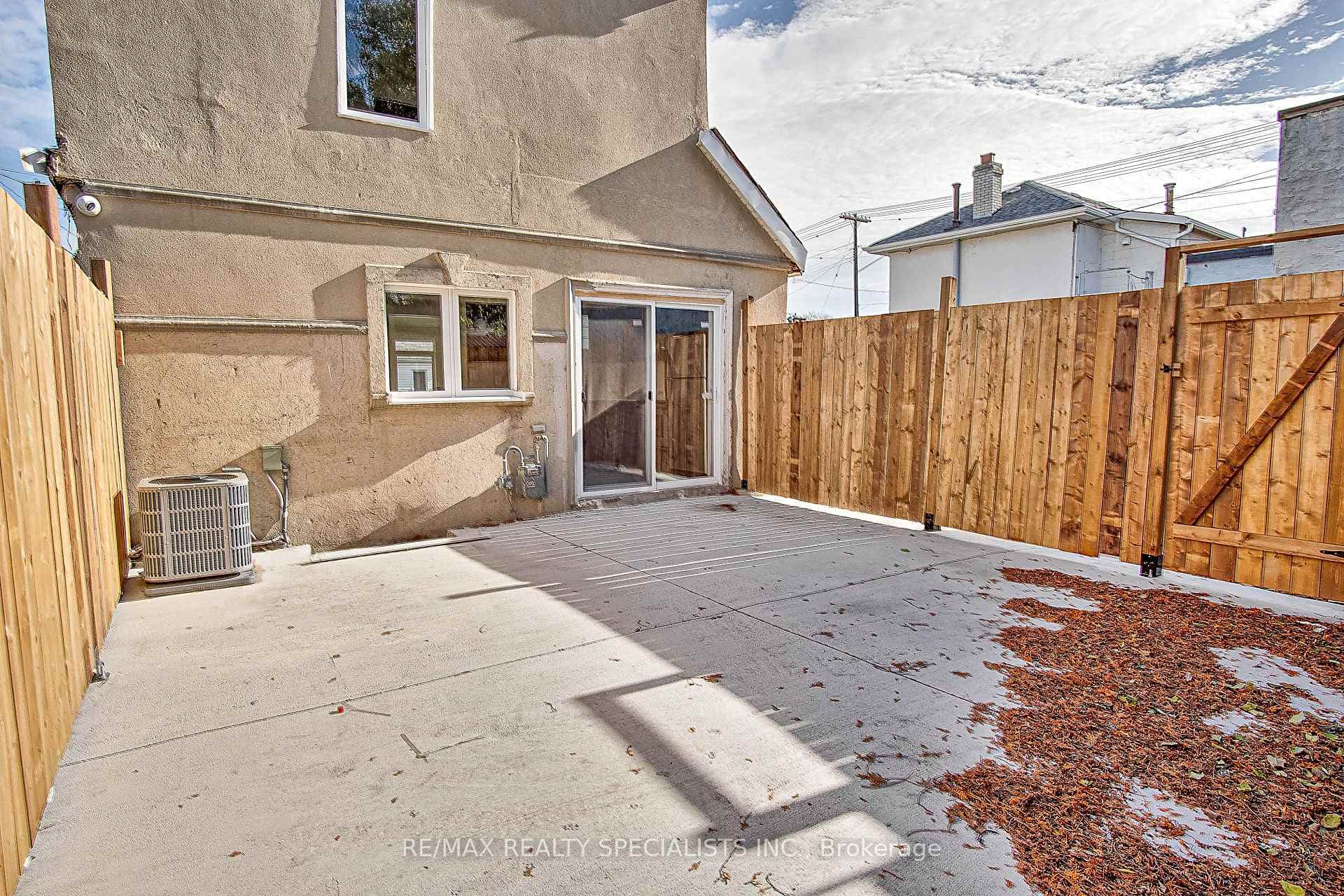 143 GLENDALE Avenue photo 47