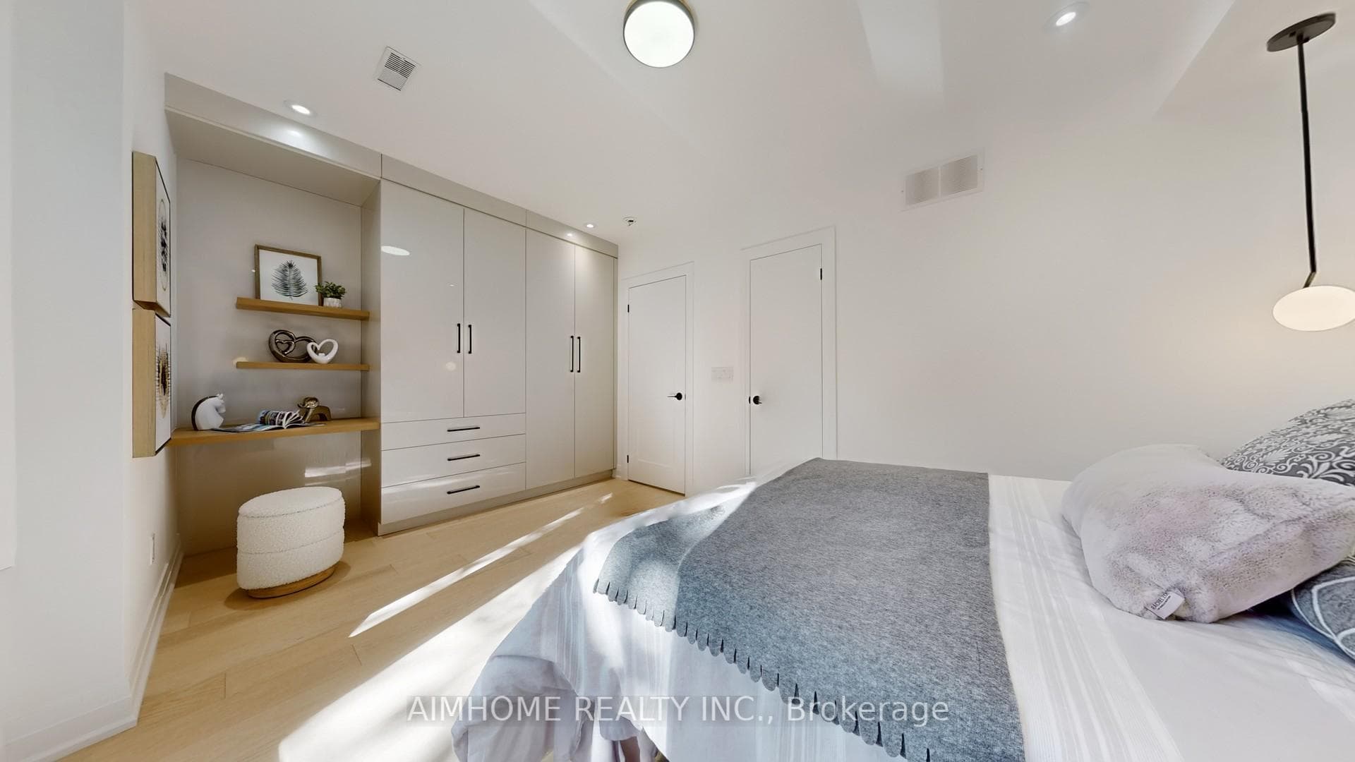 38 Sparkhall Avenue photo 17