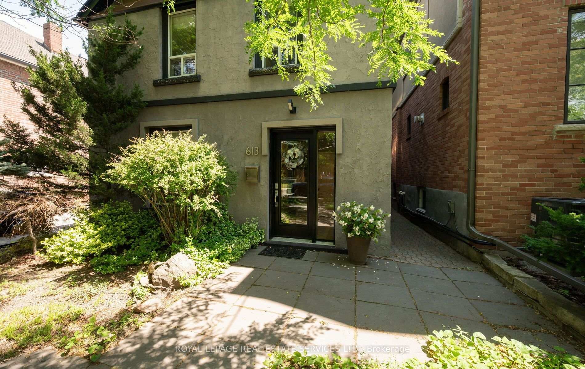 613 Beresford Avenue photo 3
