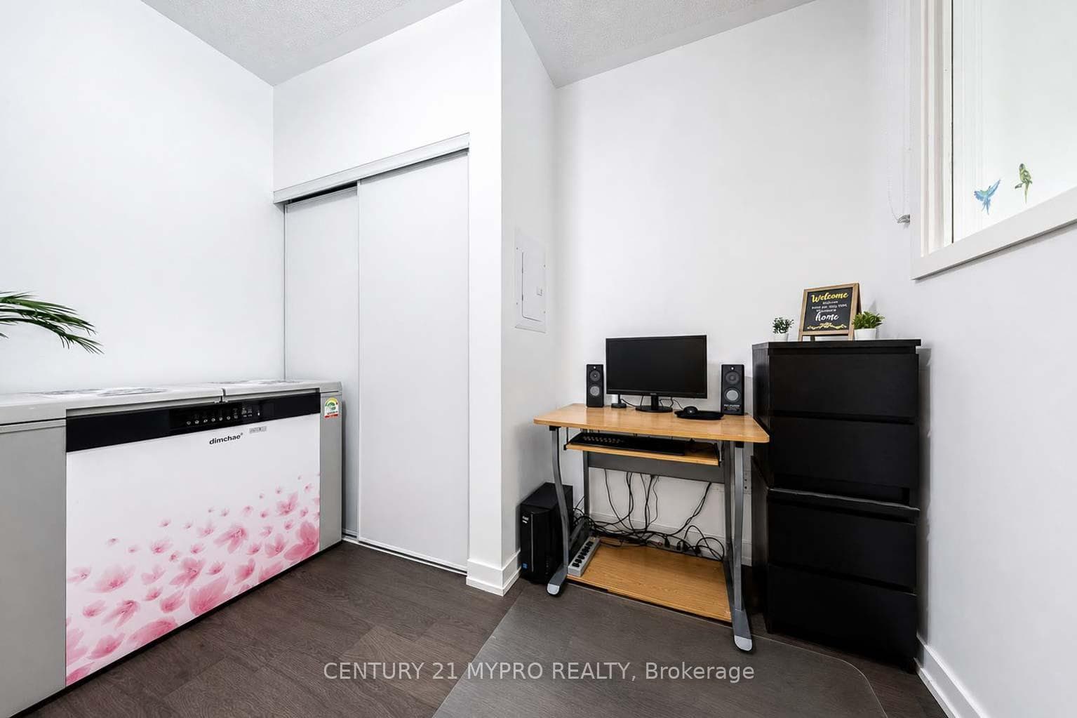 555 William Graham Drive Unit 320 photo 21