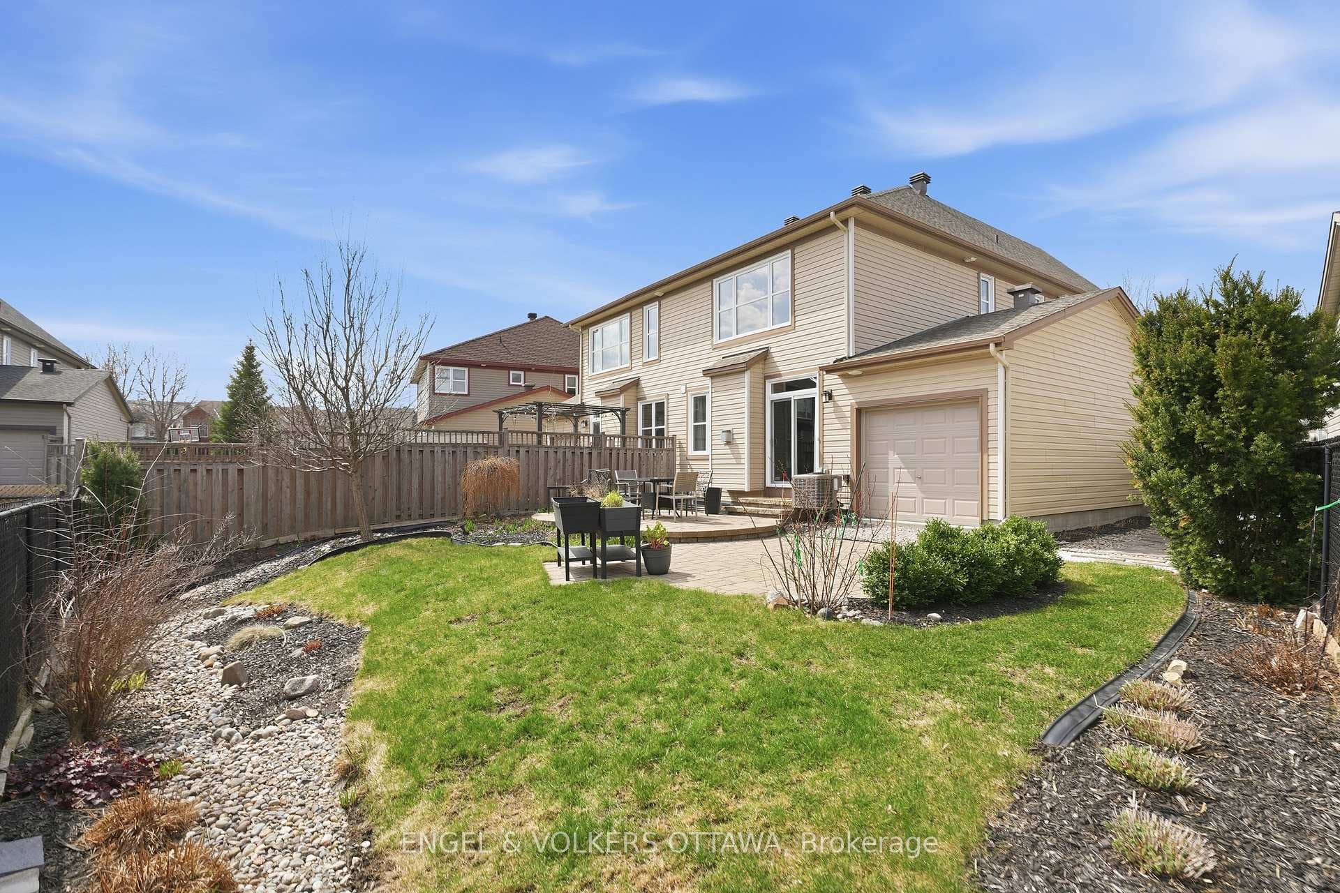 127 Beatrice Drive photo 46