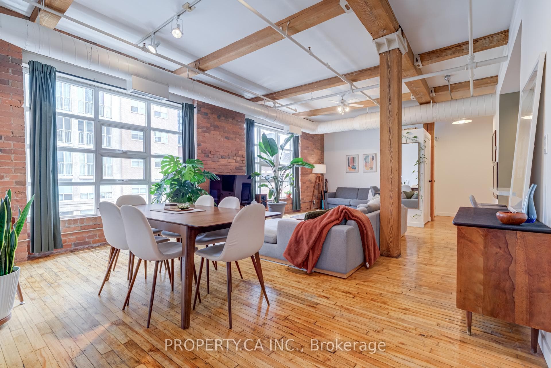 90 Sherbourne Street Unit 401 photo 5