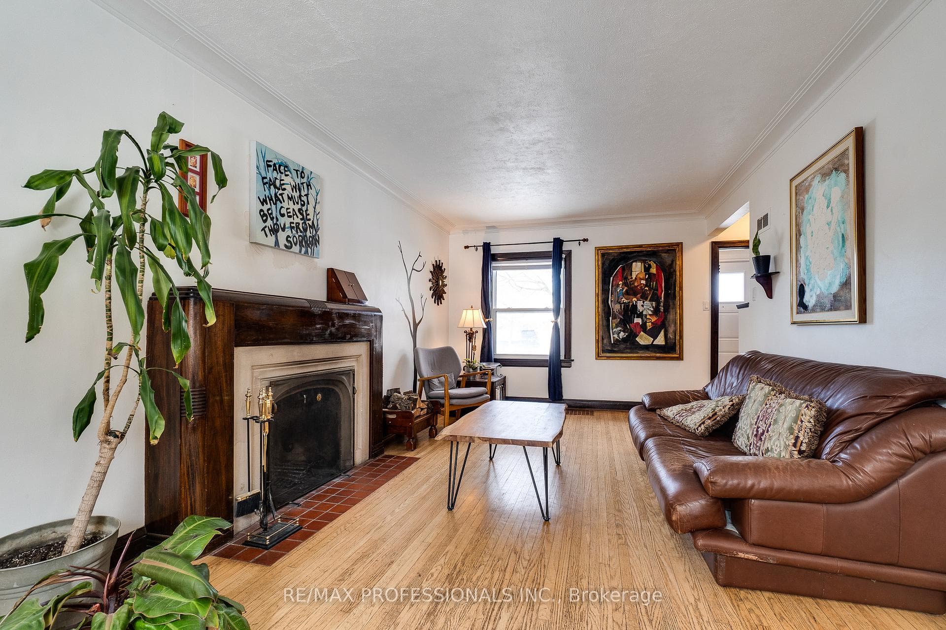 225 Bridgeport Road photo 11