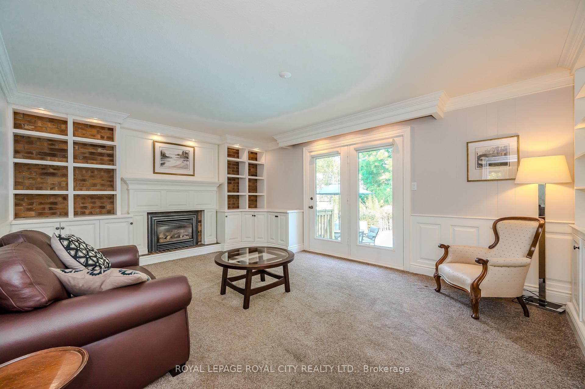 79 Lyon Avenue photo 10