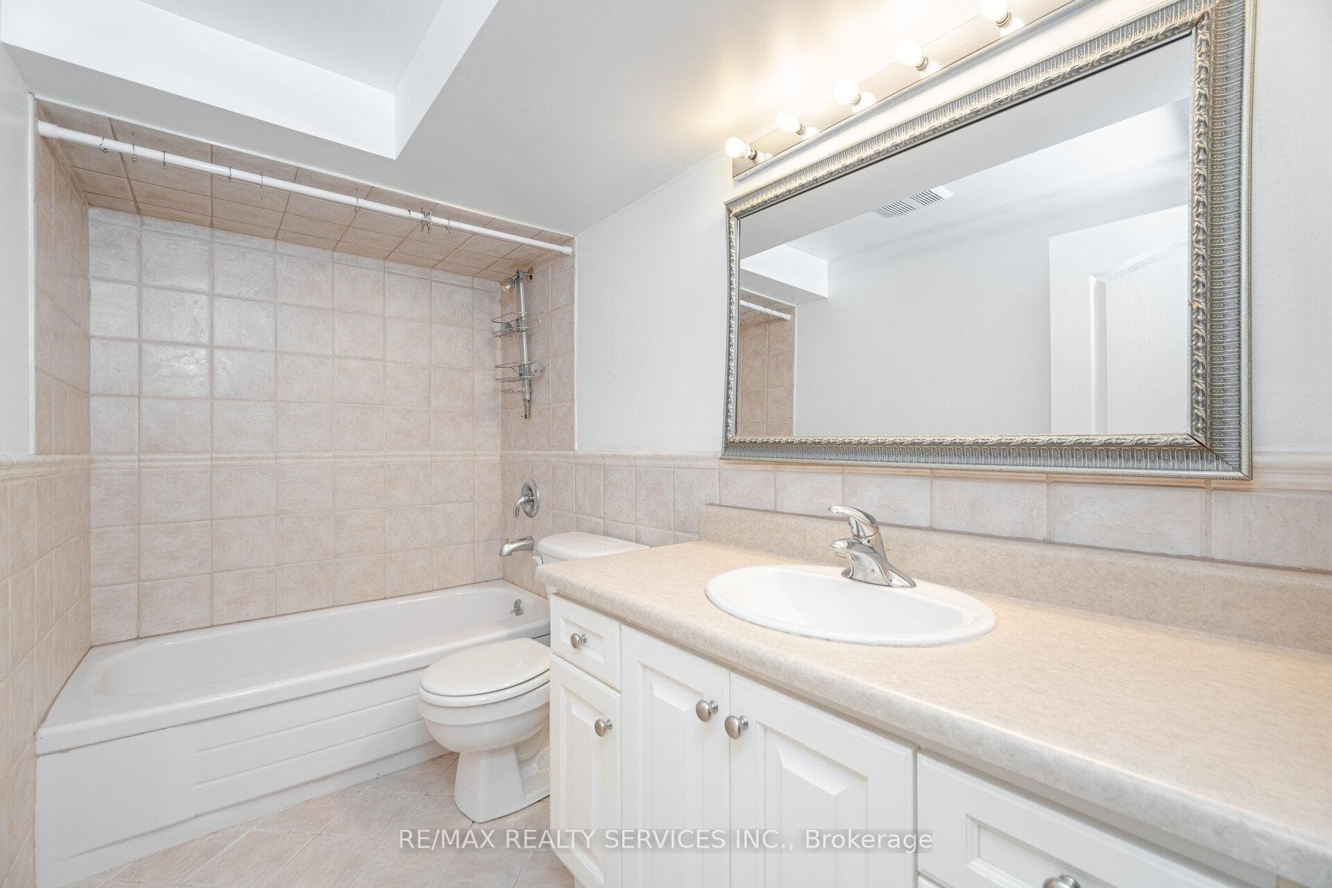 266 Airdrie Road photo 21