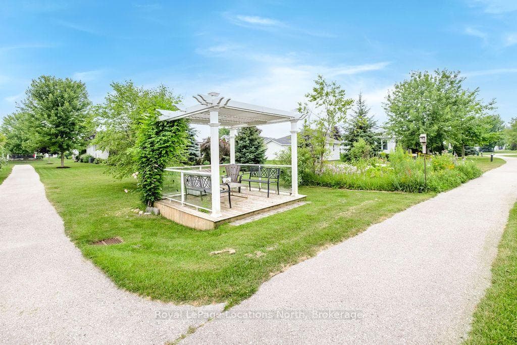 6 Tennessee Avenue photo 46