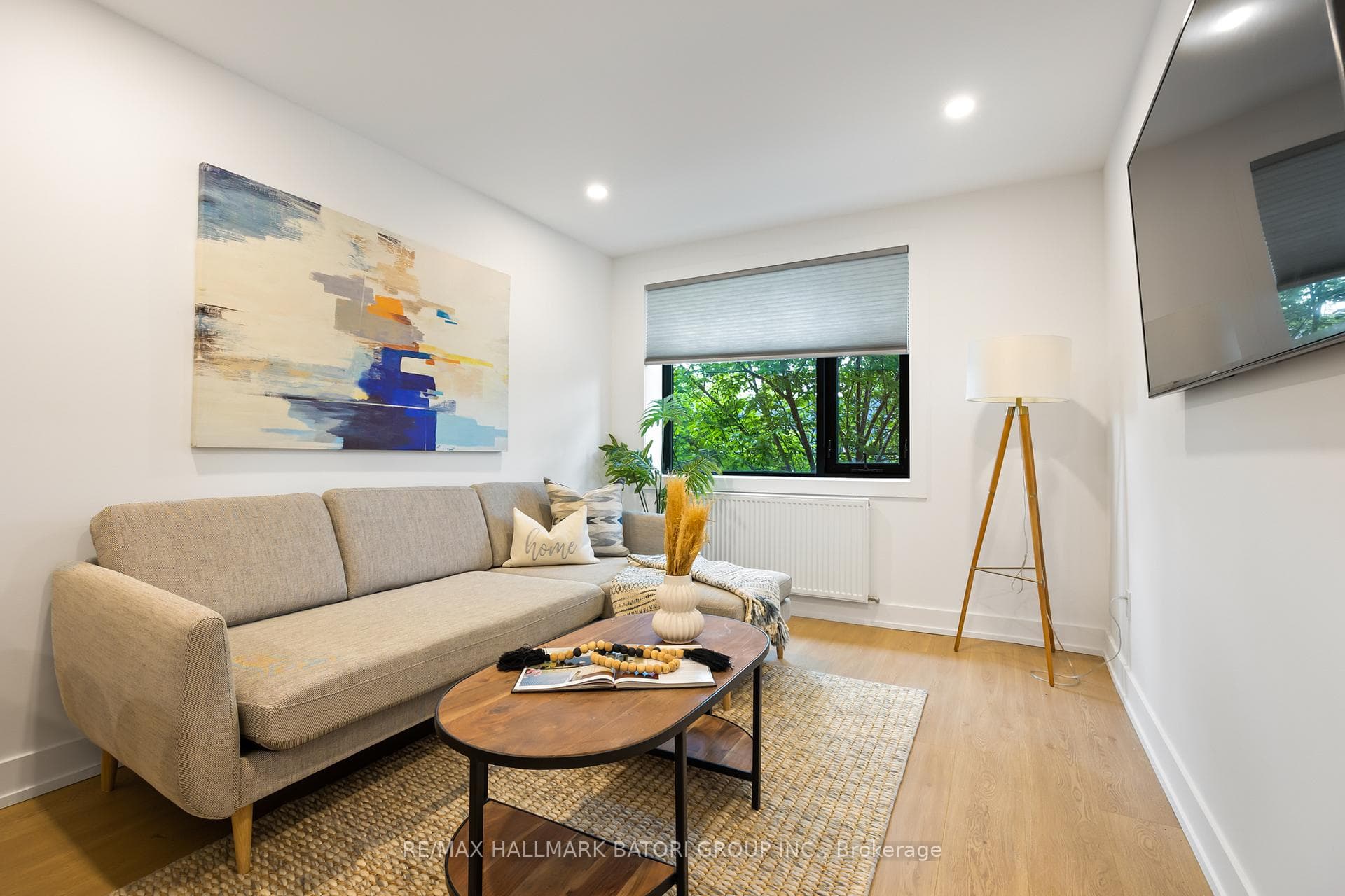 357 Eglinton Avenue Unit A photo 8