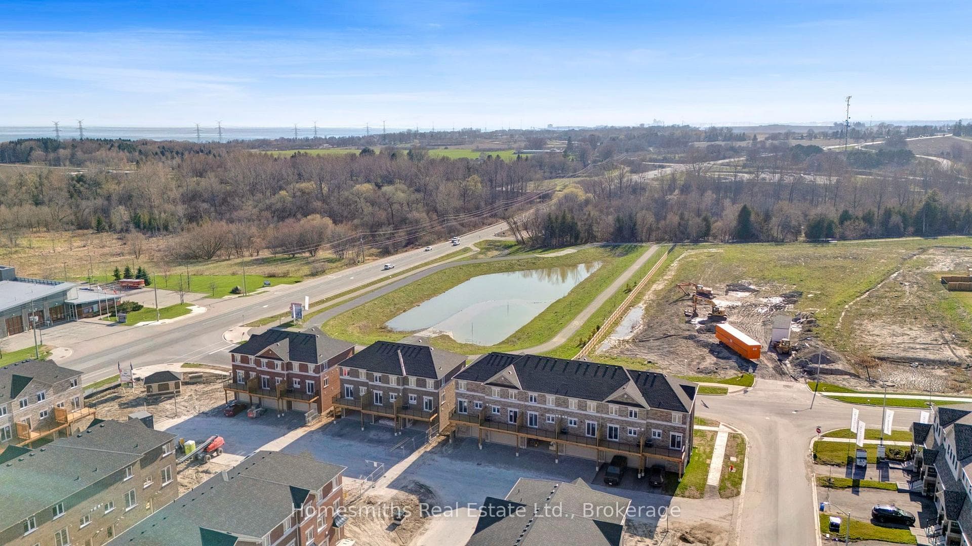 75 Addyman Crescent photo 3