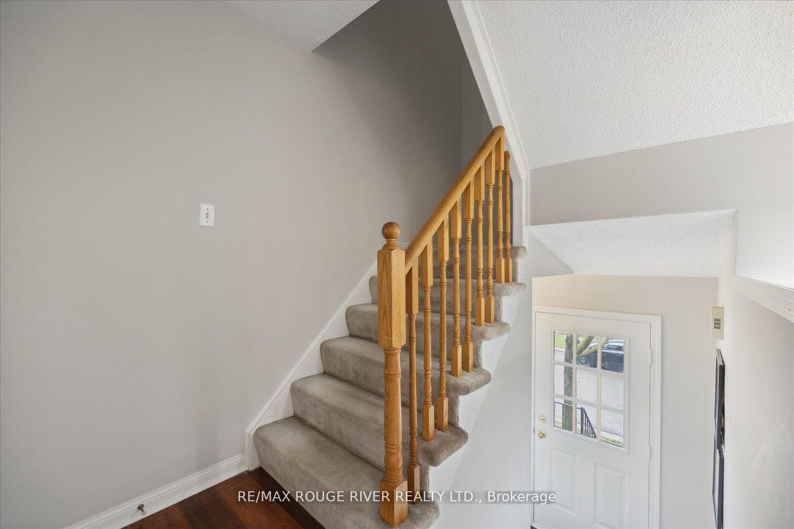 8 Aspen Park Way photo 11