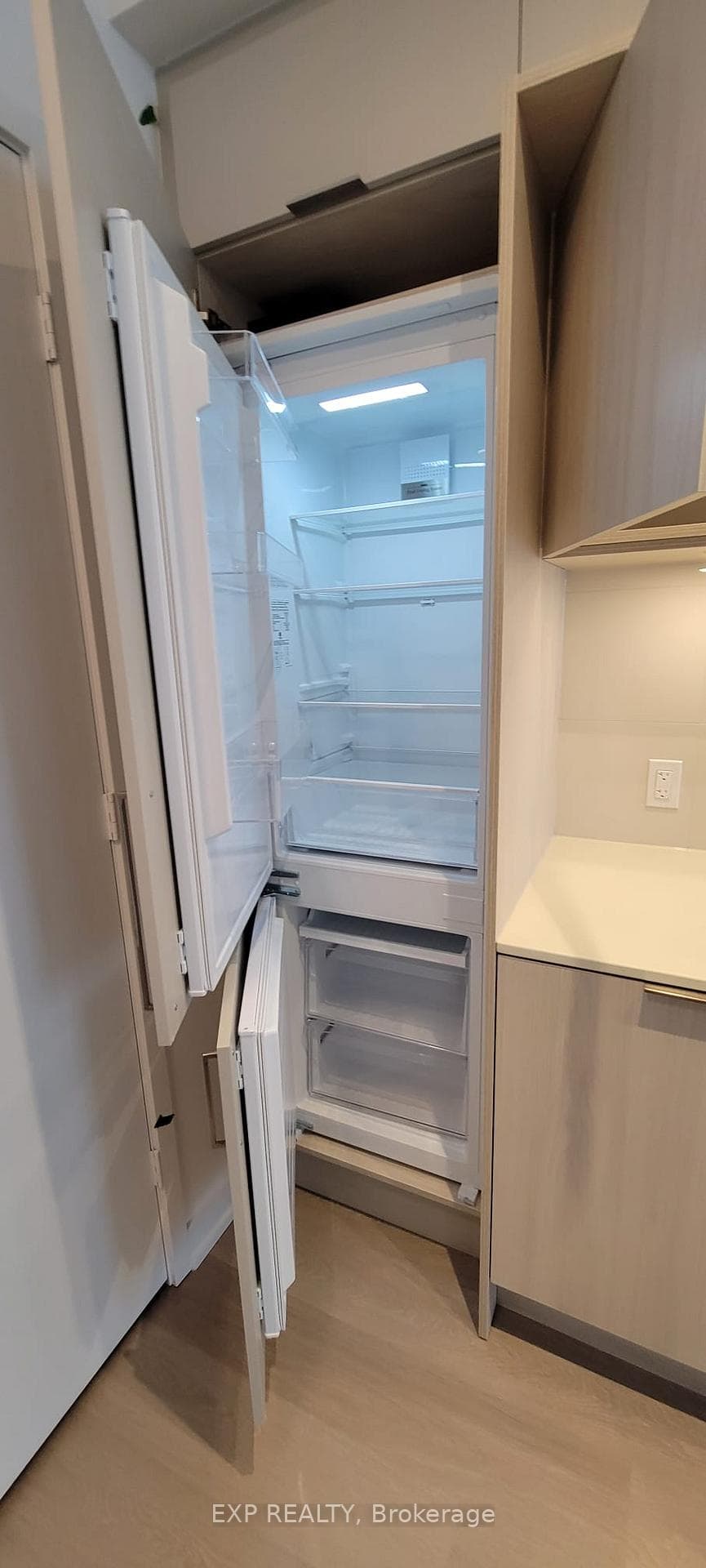 448 Burnhamthorpe Road Unit 3210 photo 29