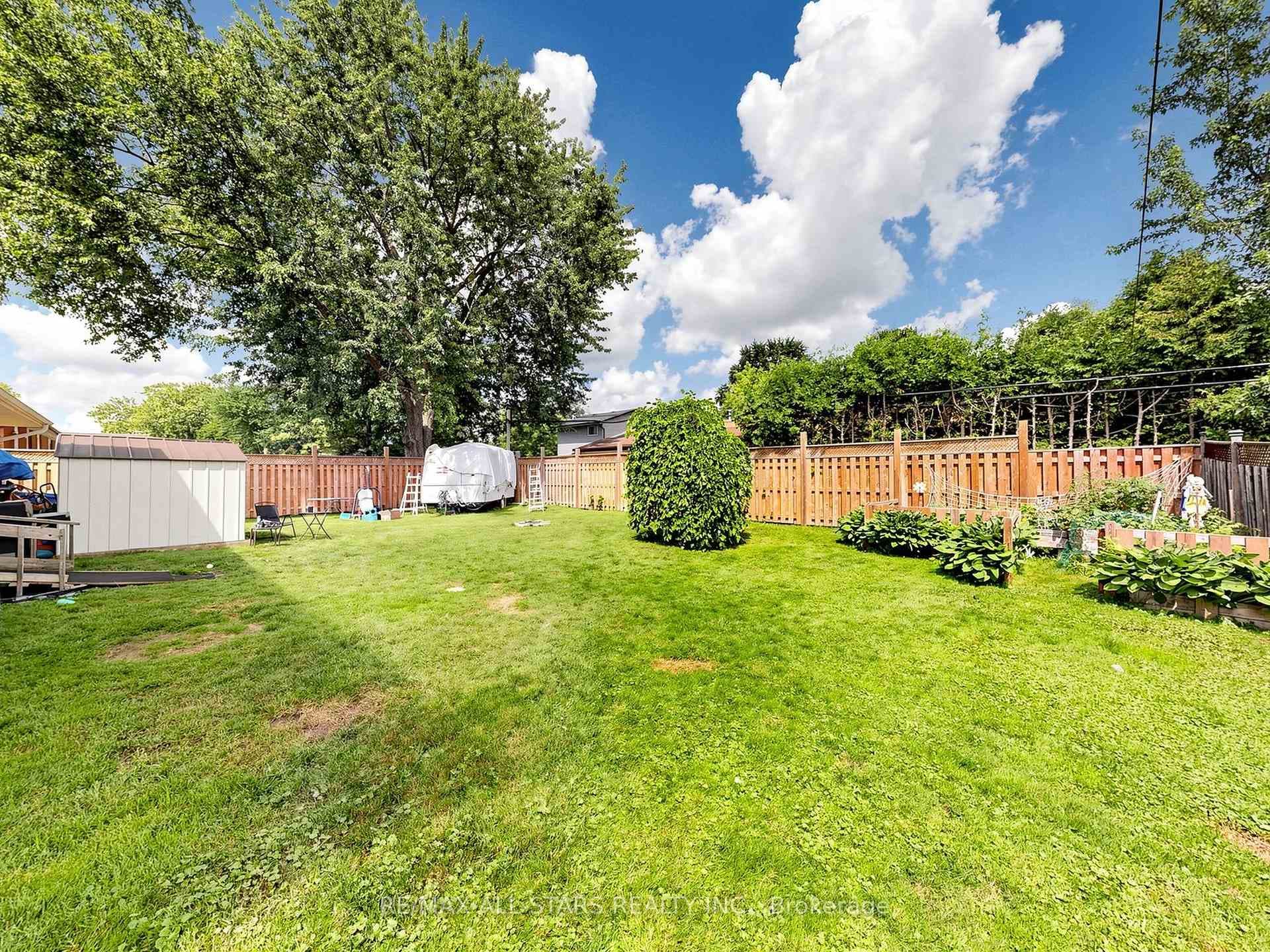 374 Adeline Drive photo 30